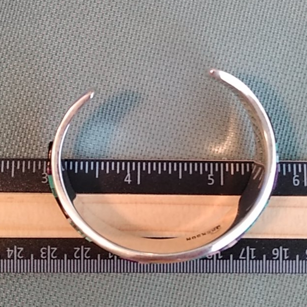 NATIVE AMERICAN WAVE INLAID CUFF BRACELET - Picture 8 of 16